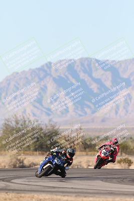 media/Dec-07-2025-CVMA (Sun) [[3e7d2de5dc]]/Race 16-Formula Middleweight/